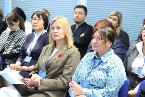 «Женщины создают будущее»: Татьяна Краснова приняла участие в масштабном форуме в Москве