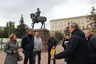 Члены общественного совета парптпроекта «Городская среда» оценили обновление сквера имени Симбирцева
