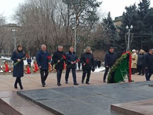 В Волгограде почтили память героев
