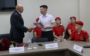 Александр Иванюк: «Жизнь - в служении Родине»