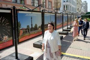 В Москве открылась фотовыставка великих памятников Победы