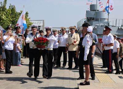 В Волгограде отмечают День Военно-Морского Флота России