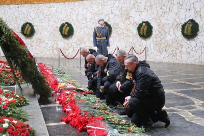 В Волгоград доставлена земля с мемориального захоронения советских воинов в Словакии