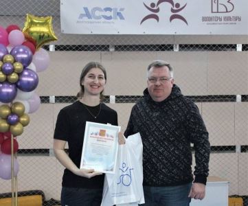 В Волгограде прошли межрегиональные соревнования по чир-спорту и парачирлидингу «ПараЧир34»