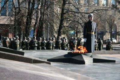 День защитника Отечества - это символ благородства, воинской чести и доблести