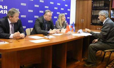 Председатель гордумы Андрей Косолапов провел прием граждан в региональной приемной «Единой России»
