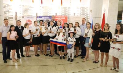 Получение паспортов стало особым торжеством для 45 волгоградских школьников