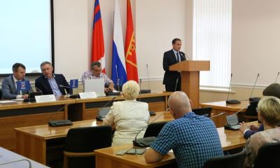 Главы четырех районов Волгограда отчитались перед депутатами о работе за год