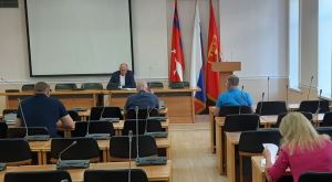 Депутаты решают проблему городских лестниц