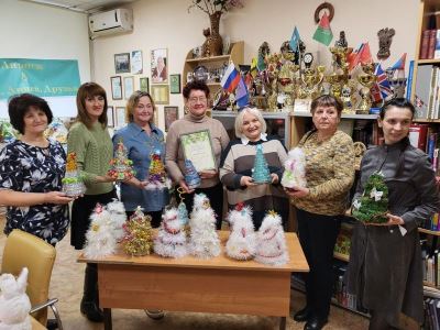 Новогодние подарки из Волгограда отправятся бойцам на передовую