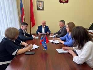 Волгоградских школьников научат правилам безопасной езды на самокатах