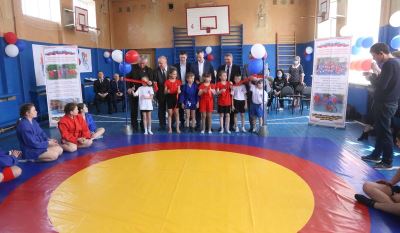 Борцовский ковёр появился ещё в одной школе Волгограда