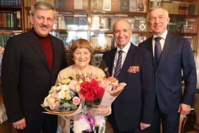 Хельви Николаевне Латту - здоровья и долголетия!