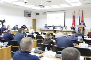 В Волгограде проанализировали работу «ЭкоЦентра» по вывозу мусора