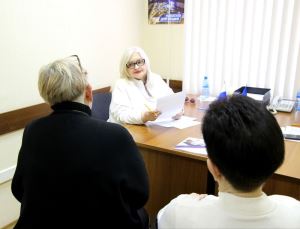 Депутаты гордумы участвуют в приемах граждан