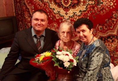 Жительница Советского района Вера Зубова отметила 90-летие