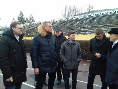 Состояние спорткомплекса «Судостроитель» оценили депутаты профильного комитета