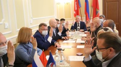 Единороссы гордумы согласовали назначение Романа Иванова и Андрея Ляха главами районных администраций