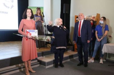 В Волгограде впервые вручили литературную премию имени Виталия Смирнова