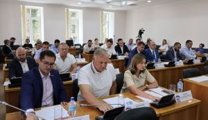 Депутаты "поправили" бюджет