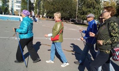 Жители Тракторозаводского района провели День ходьбы