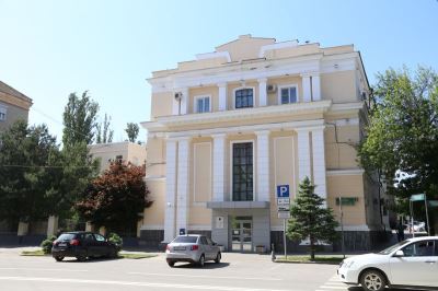 Владлен Колесников провёл прием граждан по личным вопросам