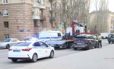 Депутаты направили в Волгоградскую областную Думу предложение о повышении штрафов за парковку на «зеленых зонах»