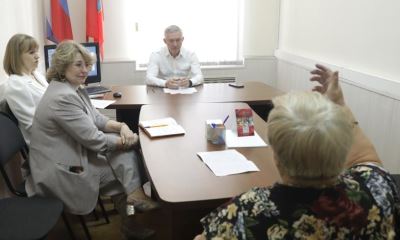 Владлен Колесников провел прием граждан по личным вопросам