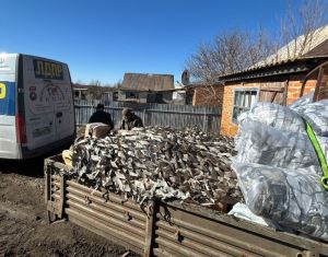 Депутат Владислав Никоненко доставил гуманитарный груз для бойцов СВО