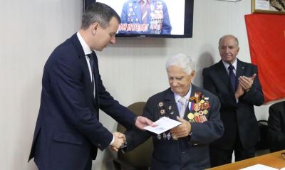 Участник битвы за Москву, волгоградец Михаил Терещенко отмечает 95-летний юбилей