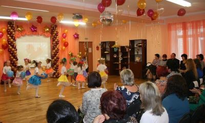 Депутат Ирина Фомина поздравила педагогов дошкольного образования с профессиональным праздником