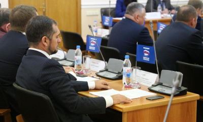 В преддверии заседания гордумы депутаты рассматривают проекты будущих решений в комитетах