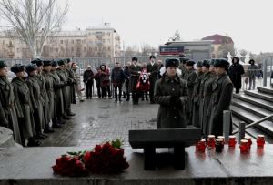 Волгоградцы почтили память жертв теракта 2013 года 