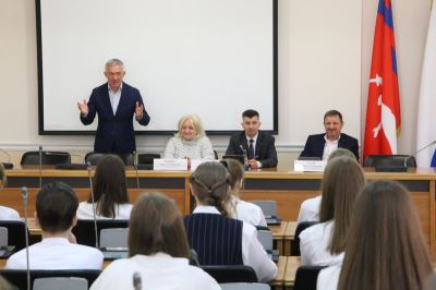 Депутаты работают над новым образовательным проектом для волгоградской молодежи