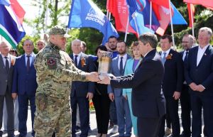 Частица Вечного огня с Мамаева кургана отправляется в Свердловскую область
