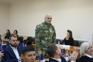 Депутаты гордумы поздравили своего коллегу Игоря Воробьёва с вручением государственной награды
