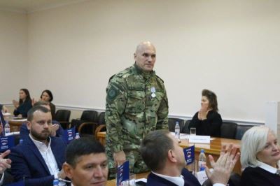 Депутаты гордумы поздравили своего коллегу Игоря Воробьёва с вручением государственной награды