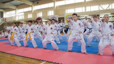 Юные спортсмены написали новогодние пожелания участникам СВО
