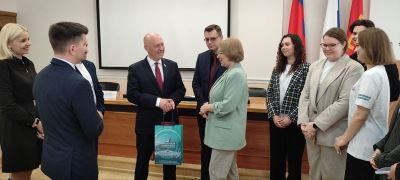 Study-tour: студенты Финуниверситета изучили лучшие практики управления в Волгограде