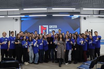 Дмитрий Федюшкин встретился с участниками проекта «Школа молодого политика»