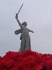Поздравление председателя Волгоградской городской Думы с Днем защитника Отечества