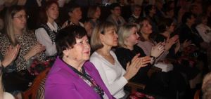 Волгоградских активисток поздравили с наступающим 8 Марта 